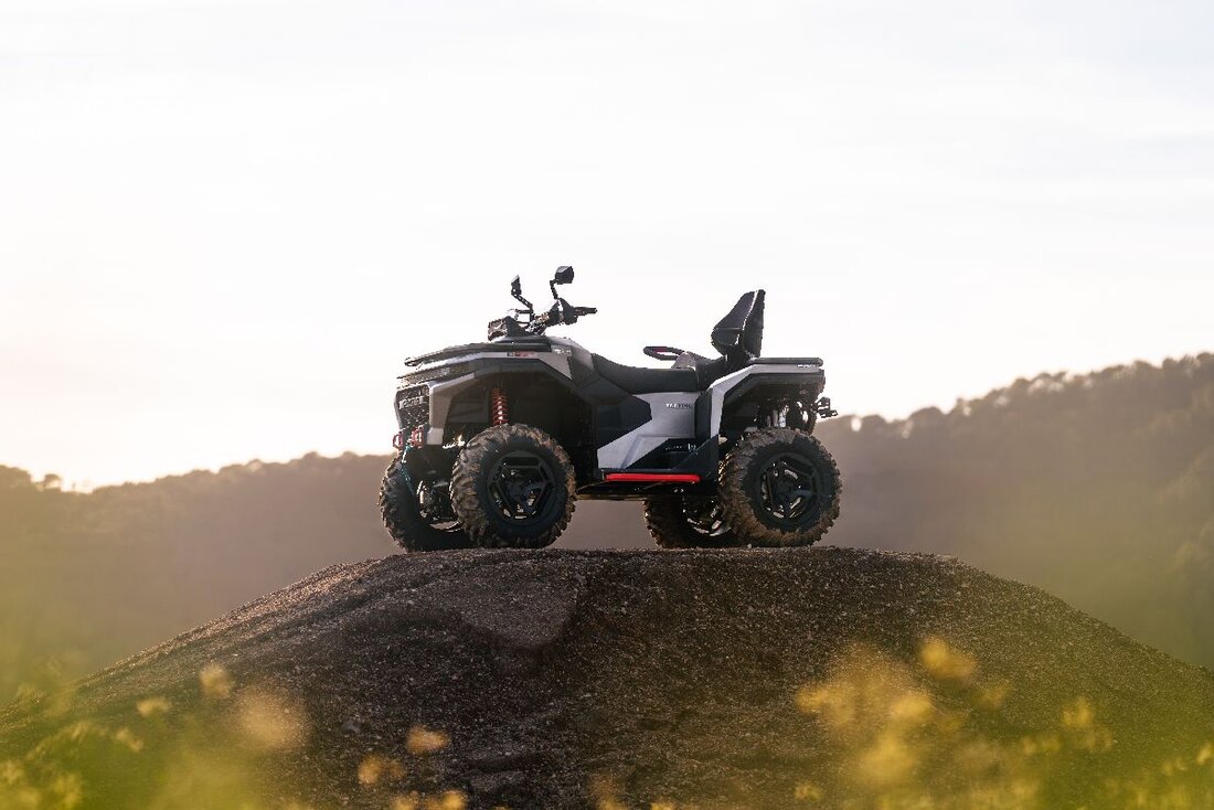 CFMOTO C6 Pro Touring